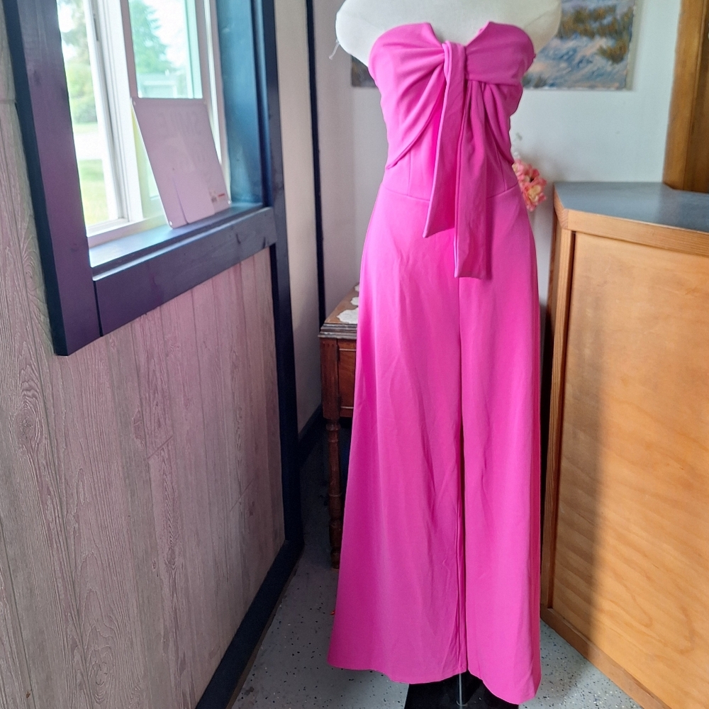 She + Sky Strapless Wide Leg Fuchsia Romper, Size Medium Style#SY6516
